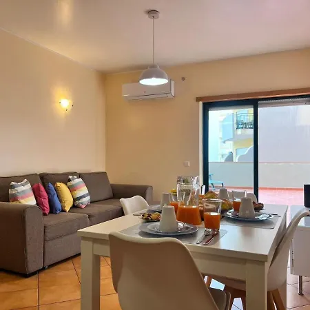 Ocean Terrace With Pool By Homing Армасан-де-Пера