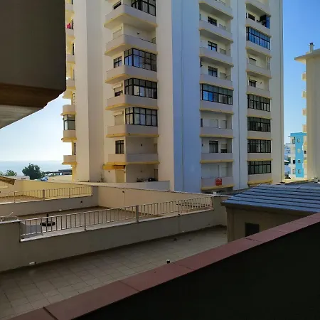 Ocean Terrace With Pool By Homing Apartamento *