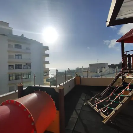 Ocean Terrace With Pool By Homing Apartamento *